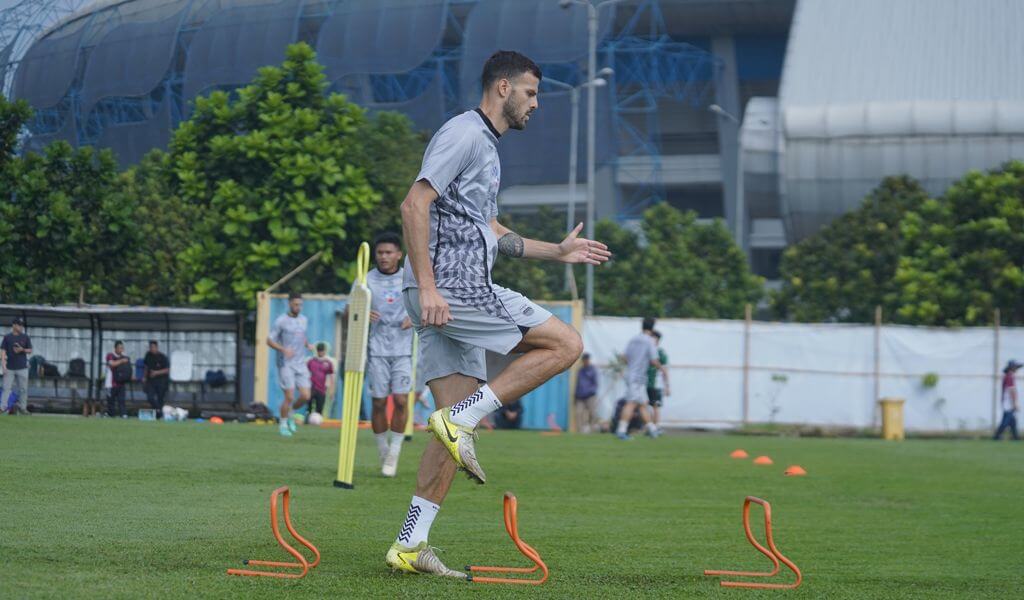 Berita BRI Super League: Piala Presiden 2025: Persib Andalkan Rekrutan Asing