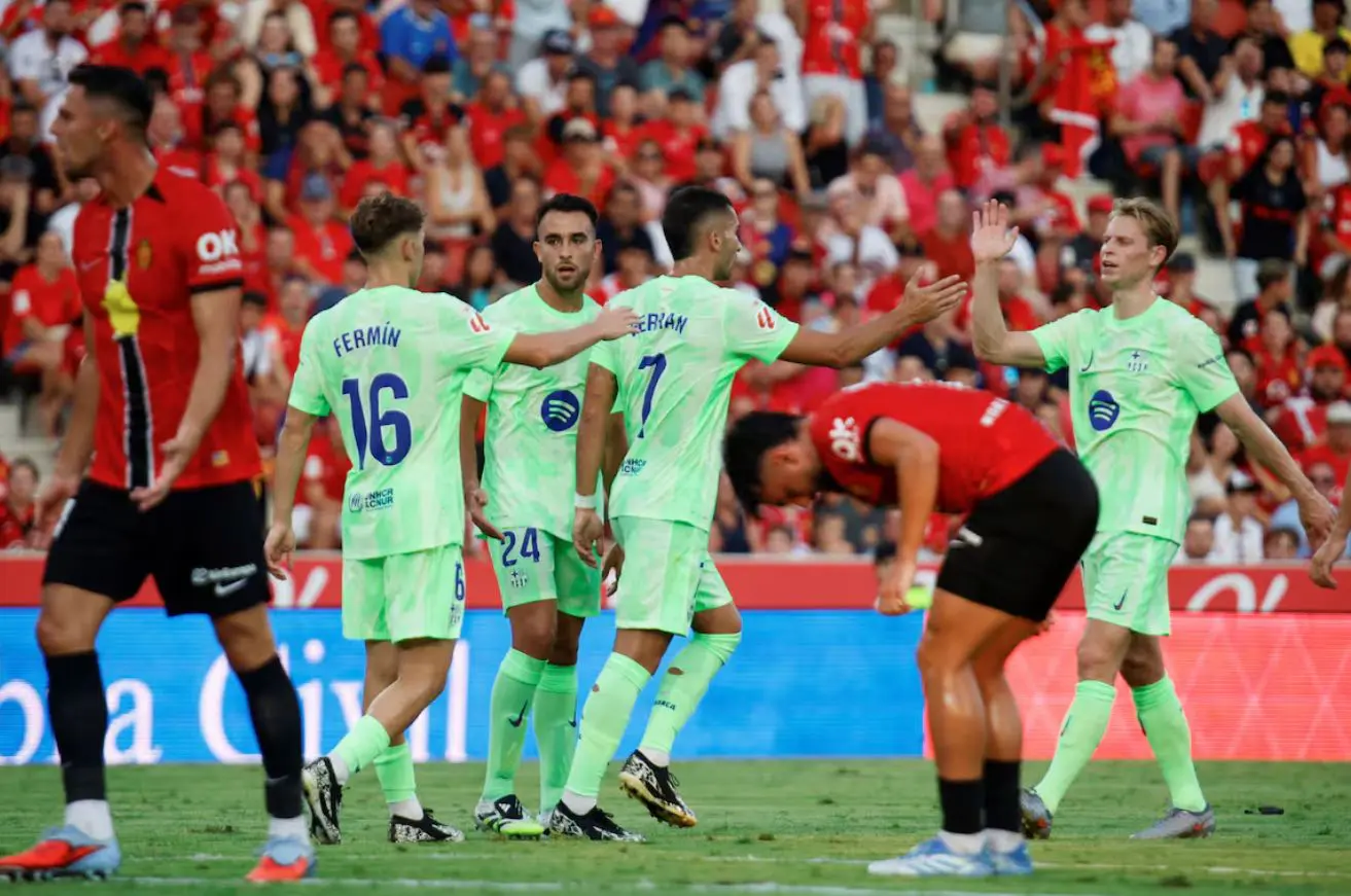 Berita La Liga: Barcelona Pakai Kit Lama Lagi Lawan Levante, Fans Protes!